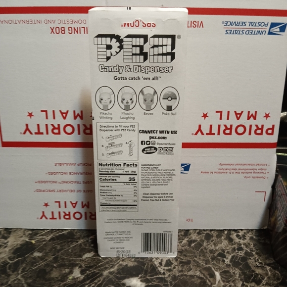 NWT Pokemon Pikachu Pez Dispenser 1 of 4 Winking Pikachu - Picture 2 of 2